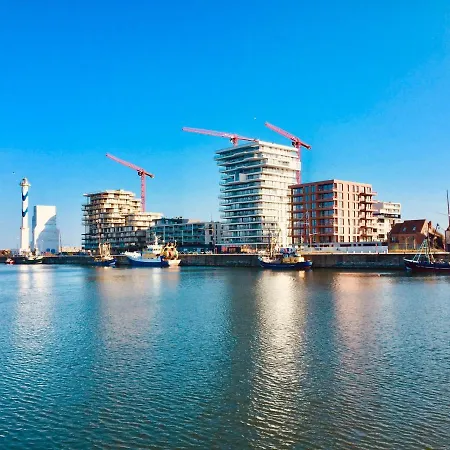 Apartman Rustig Met Zeezicht Dicht Bij Het Centrum *