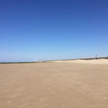 Rustig Met Zeezicht Dicht Bij Het Centrum * Ostende