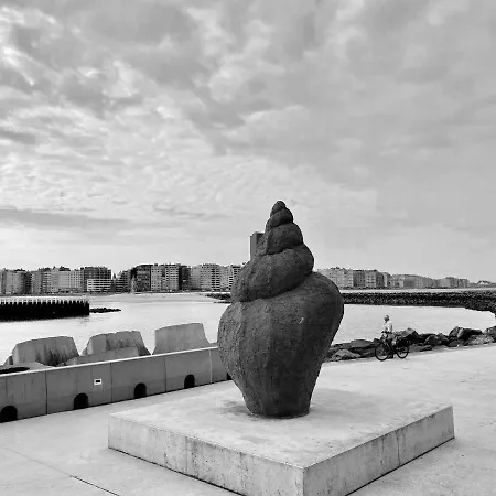 Apartman Rustig Met Zeezicht Dicht Bij Het Centrum *