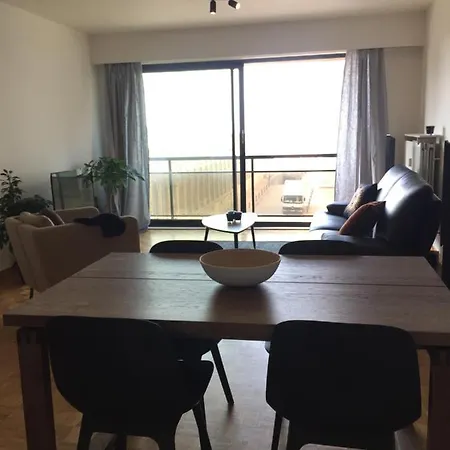 Rustig Met Zeezicht Dicht Bij Het Centrum Apartment