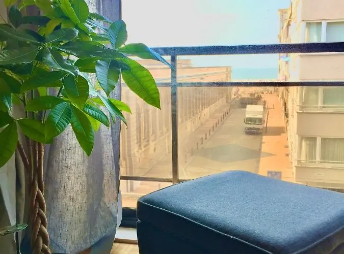 Rustig Met Zeezicht Dicht Bij Het Centrum *